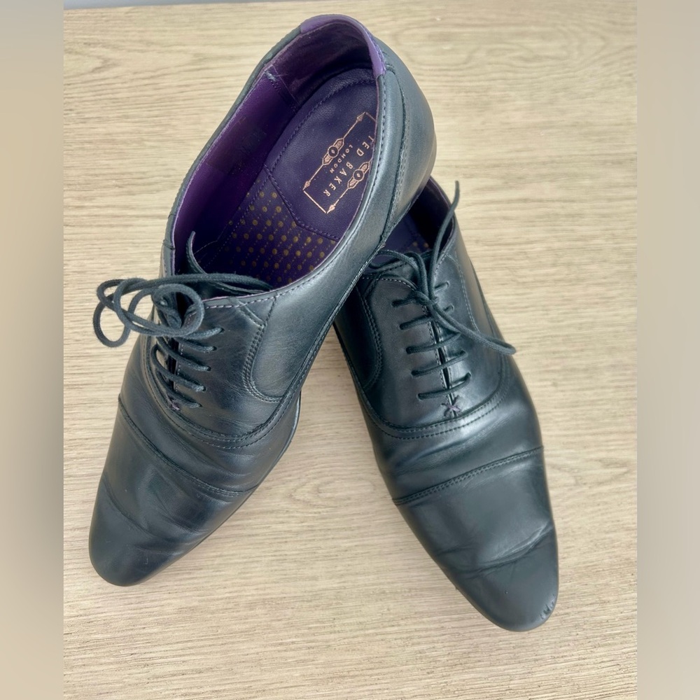 Ted Baker London Rogrr 2
Oxford Men’s Dress Shoe Black 9.5